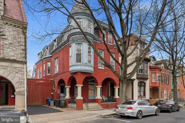 $2,100 | 112 North 11th Street, Unit 2, Reading, PA 19601
