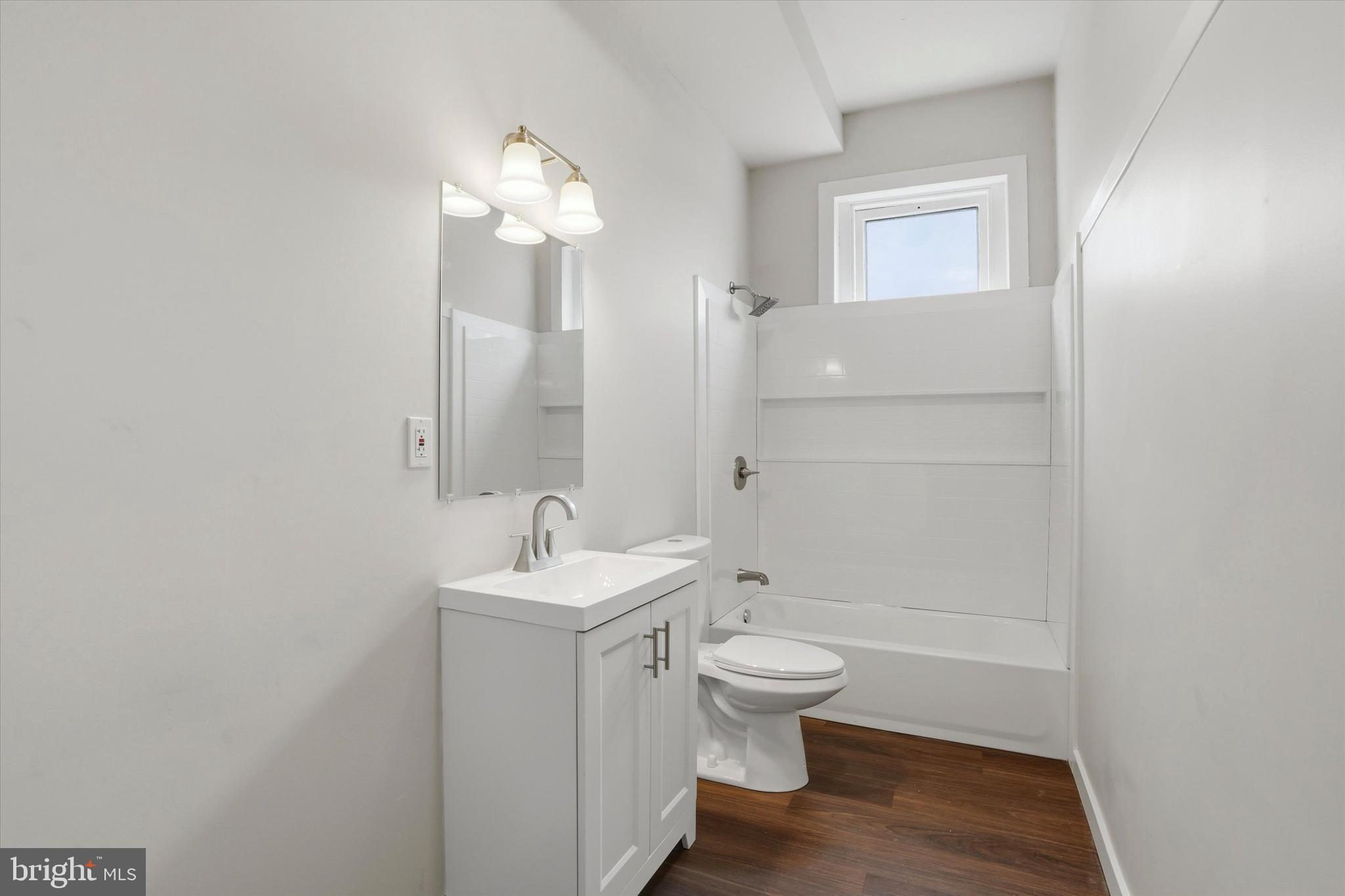 112 North 11th Street, Unit 2 Reading, PA 19601 - Photo 7 of 14