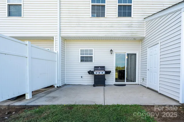 $305,000 | 287 Halton Crossing Drive Southwest, Concord, NC 28027