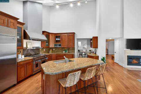 $2,198,800 | 951 Redwood Drive, Danville, CA 94506