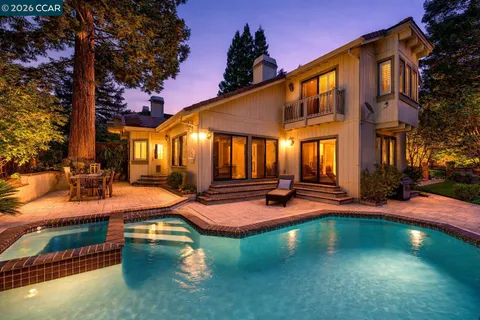 $2,198,800 | 951 Redwood Drive, Danville, CA 94506