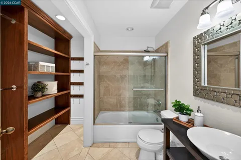 $2,198,800 | 951 Redwood Drive, Danville, CA 94506