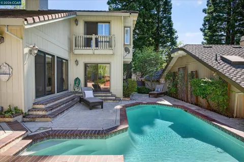 $2,198,800 | 951 Redwood Drive, Danville, CA 94506