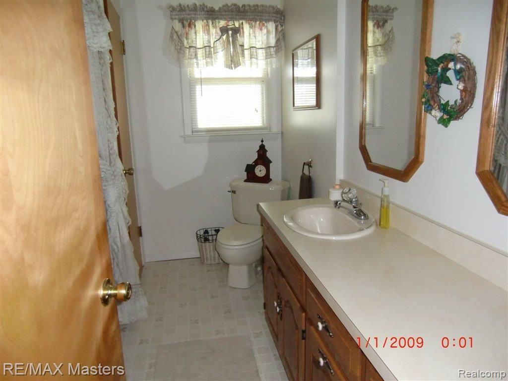 5322 Fay Road Carleton, MI 48117 - Photo 3 of 10 bath.JPG