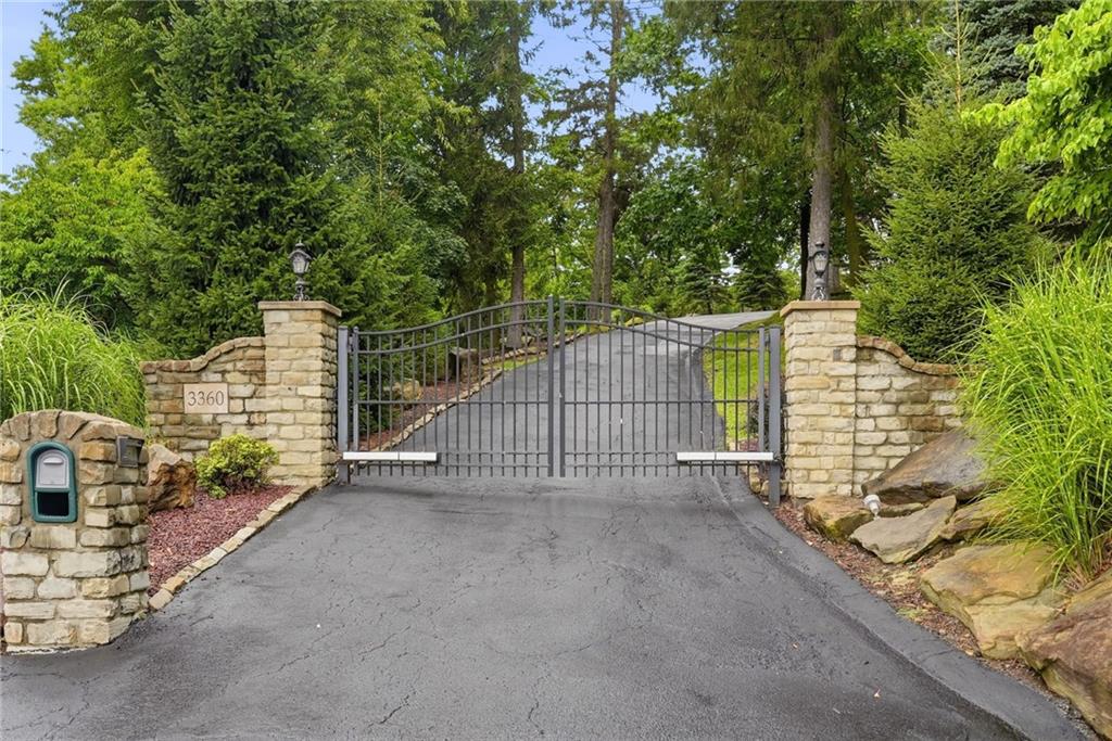 3360 Evergreen Road Pittsburgh, PA 15237 - Photo 3 of 50 Gallery Image 3