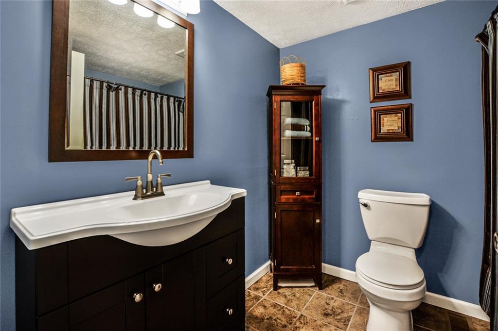171 Rocky Ridge Road Bethel Park, PA 15102 - Photo 12 of 17 Gallery Image 12