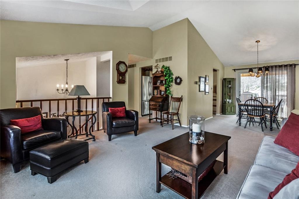171 Rocky Ridge Road Bethel Park, PA 15102 - Photo 3 of 17 Gallery Image 3
