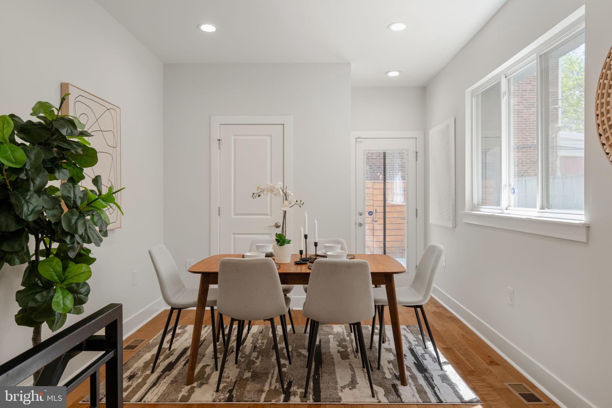 1125 South 24th Street Philadelphia, PA 19146 - Photo 13 of 55 Dining Area