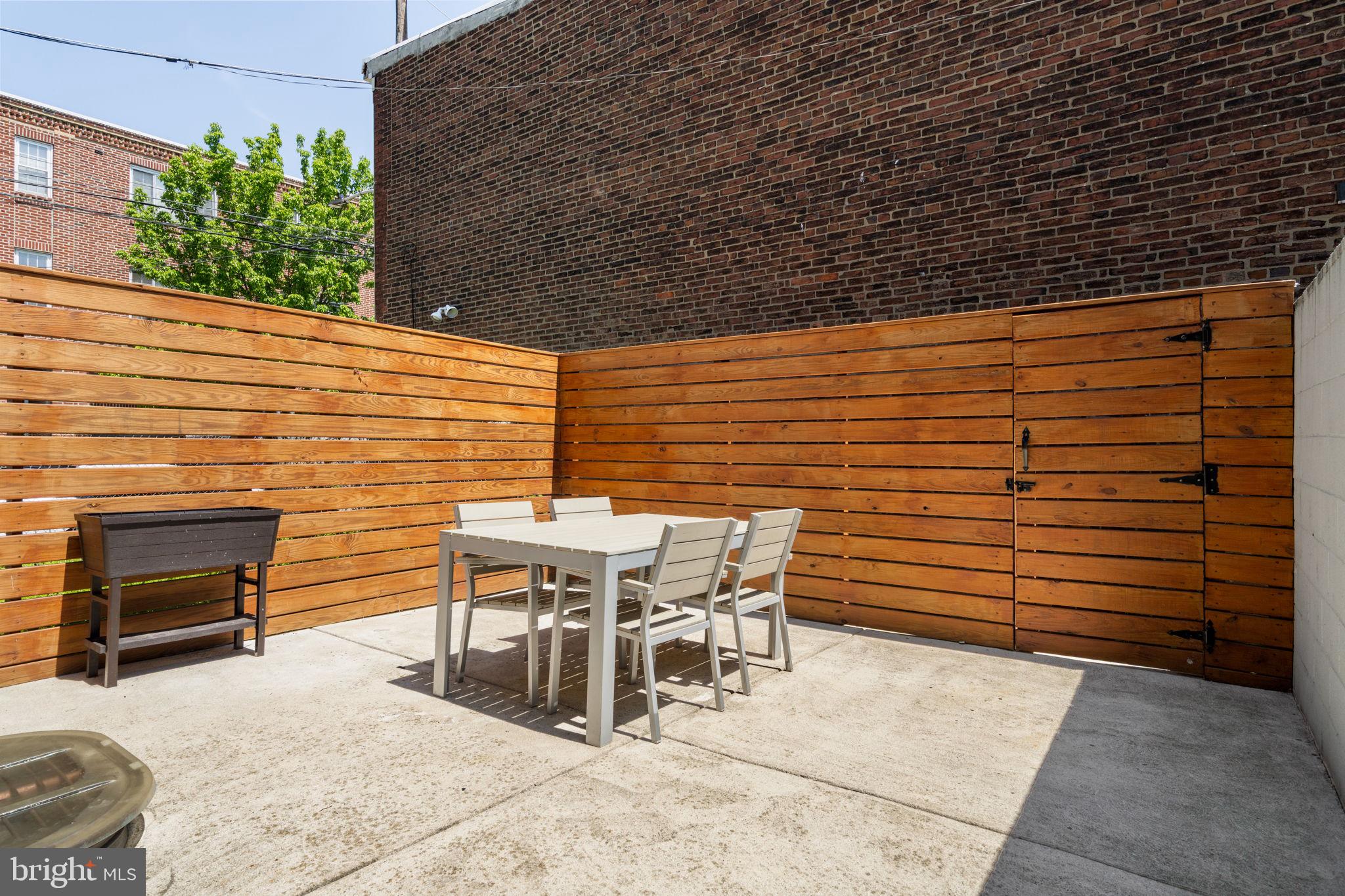 1125 South 24th Street Philadelphia, PA 19146 - Photo 19 of 55 Spacious Back Patio