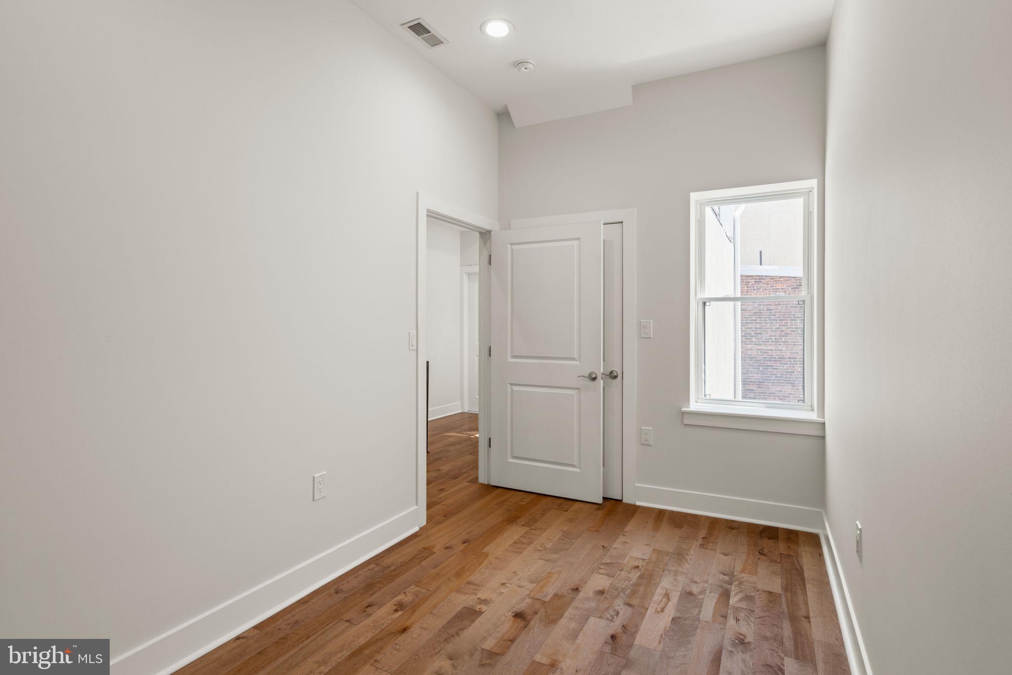 1125 South 24th Street Philadelphia, PA 19146 - Photo 23 of 55 2nd Floor Smaller Bedroom