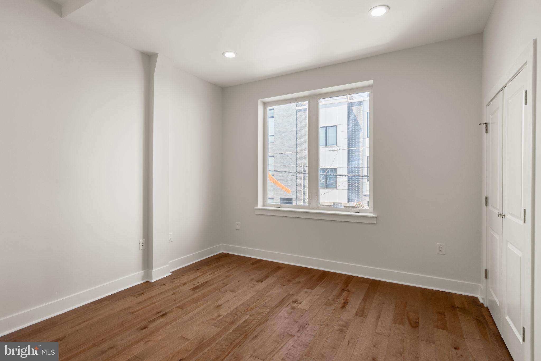 1125 South 24th Street Philadelphia, PA 19146 - Photo 25 of 55 2nd Floor Front Bedroom