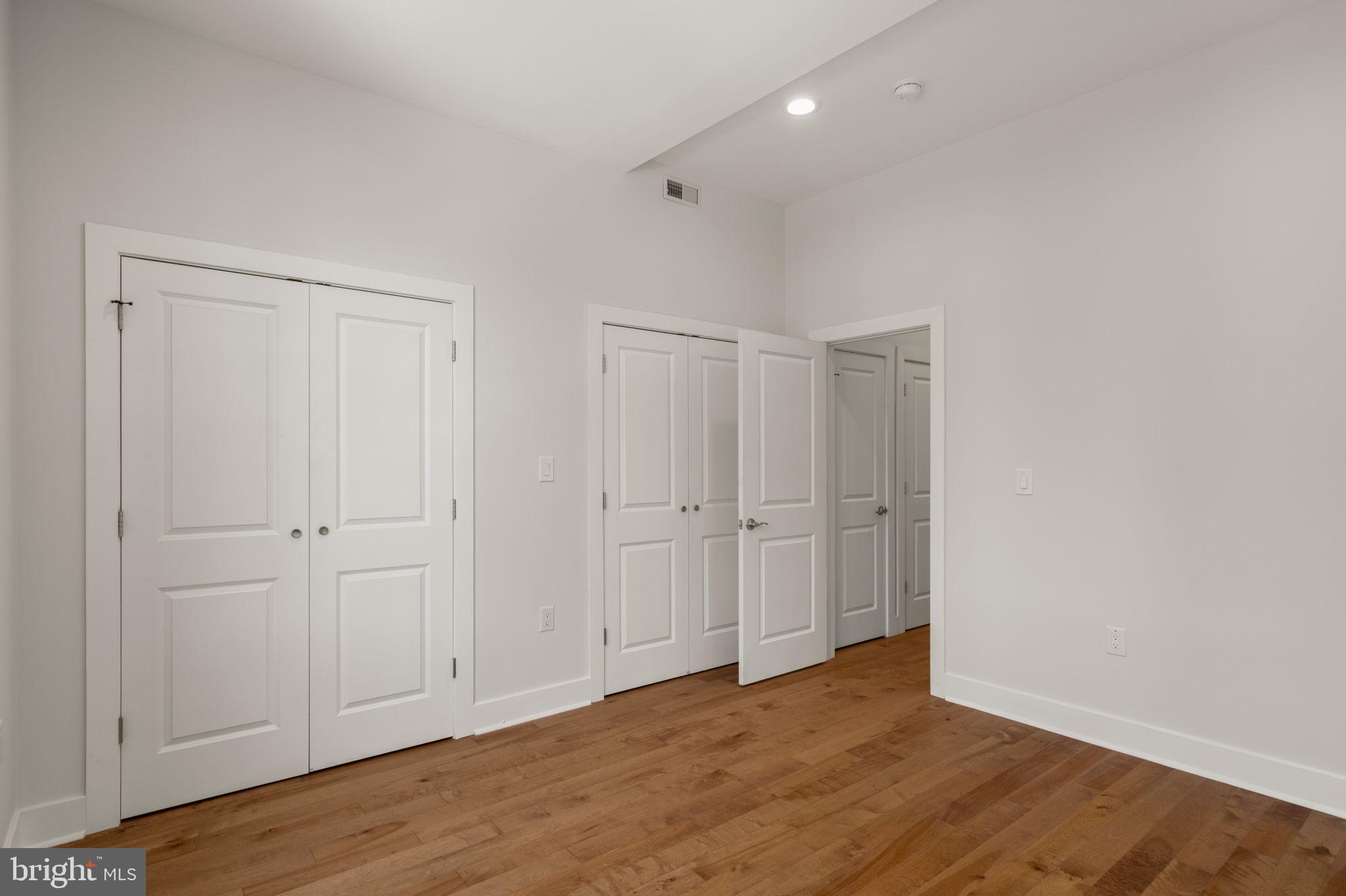1125 South 24th Street Philadelphia, PA 19146 - Photo 28 of 55 2nd Floor Front Bedroom