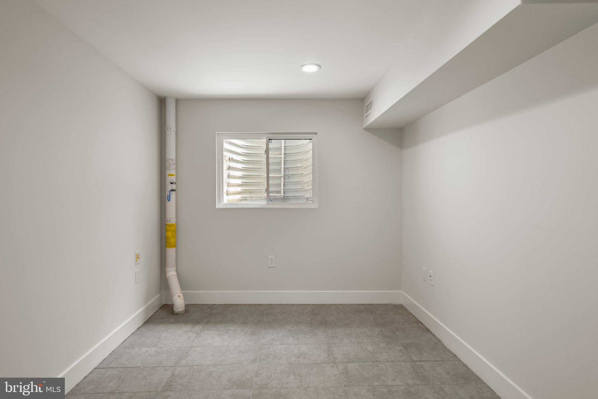 1125 South 24th Street Philadelphia, PA 19146 - Photo 52 of 55 Lower Level Bedroom