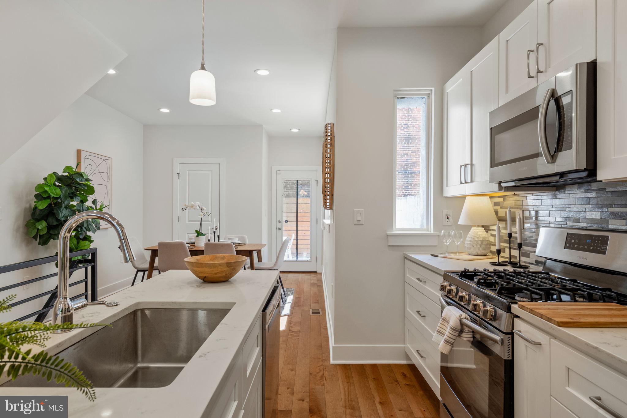 1125 South 24th Street Philadelphia, PA 19146 - Photo 7 of 55 Kitchen