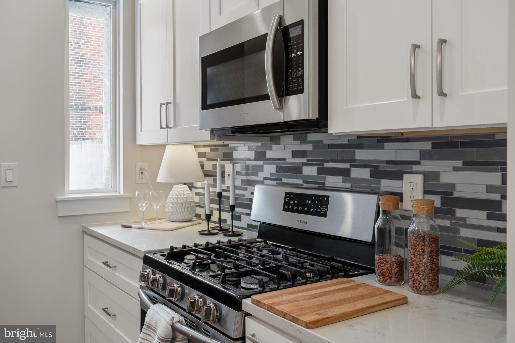 1125 South 24th Street Philadelphia, PA 19146 - Photo 8 of 55 Stainless Steel Appliances