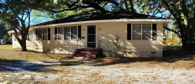 $1,895 | 2076 South Grandview Avenue, Sanford, FL 32771
