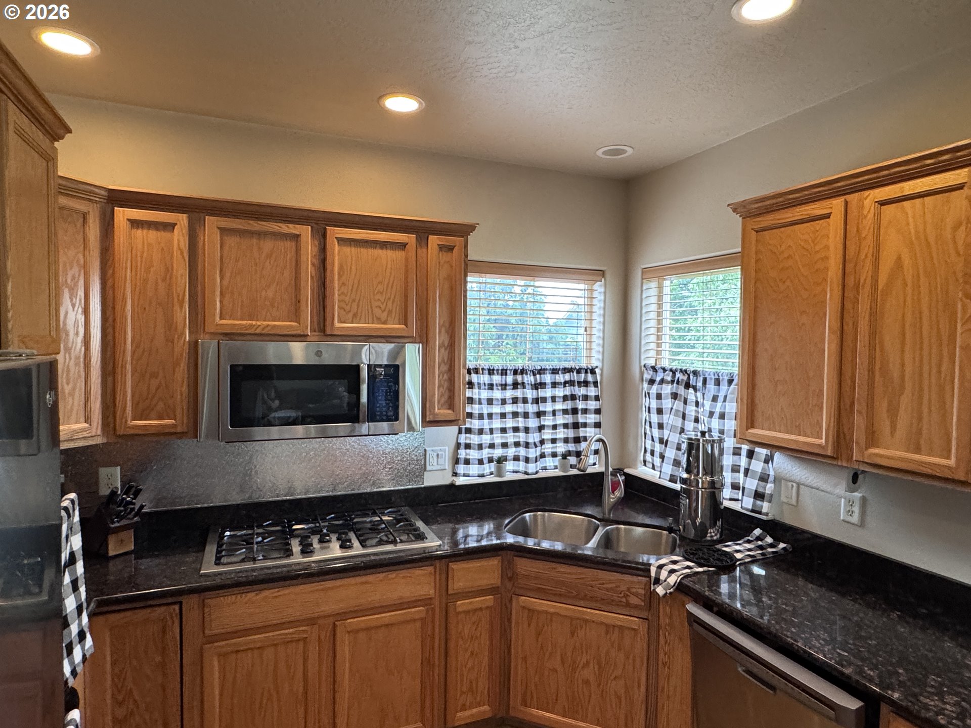 77330 Joyce Way Echo, OR 97826 - Photo 5 of 36 Kitchen