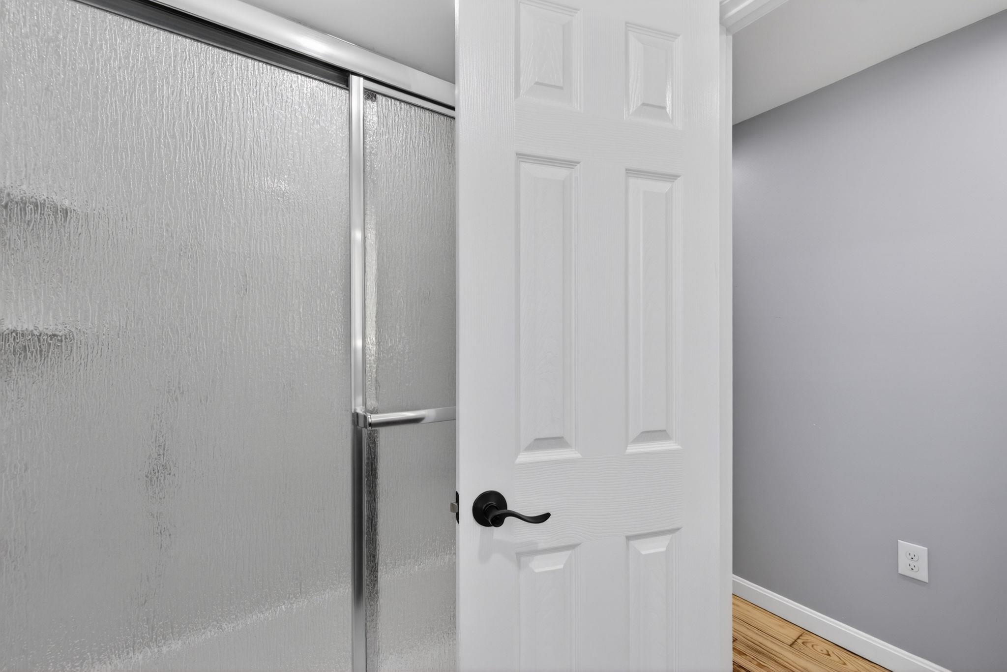 27 Gilcreast Road Londonderry, NH 03053 - Photo 20 of 31