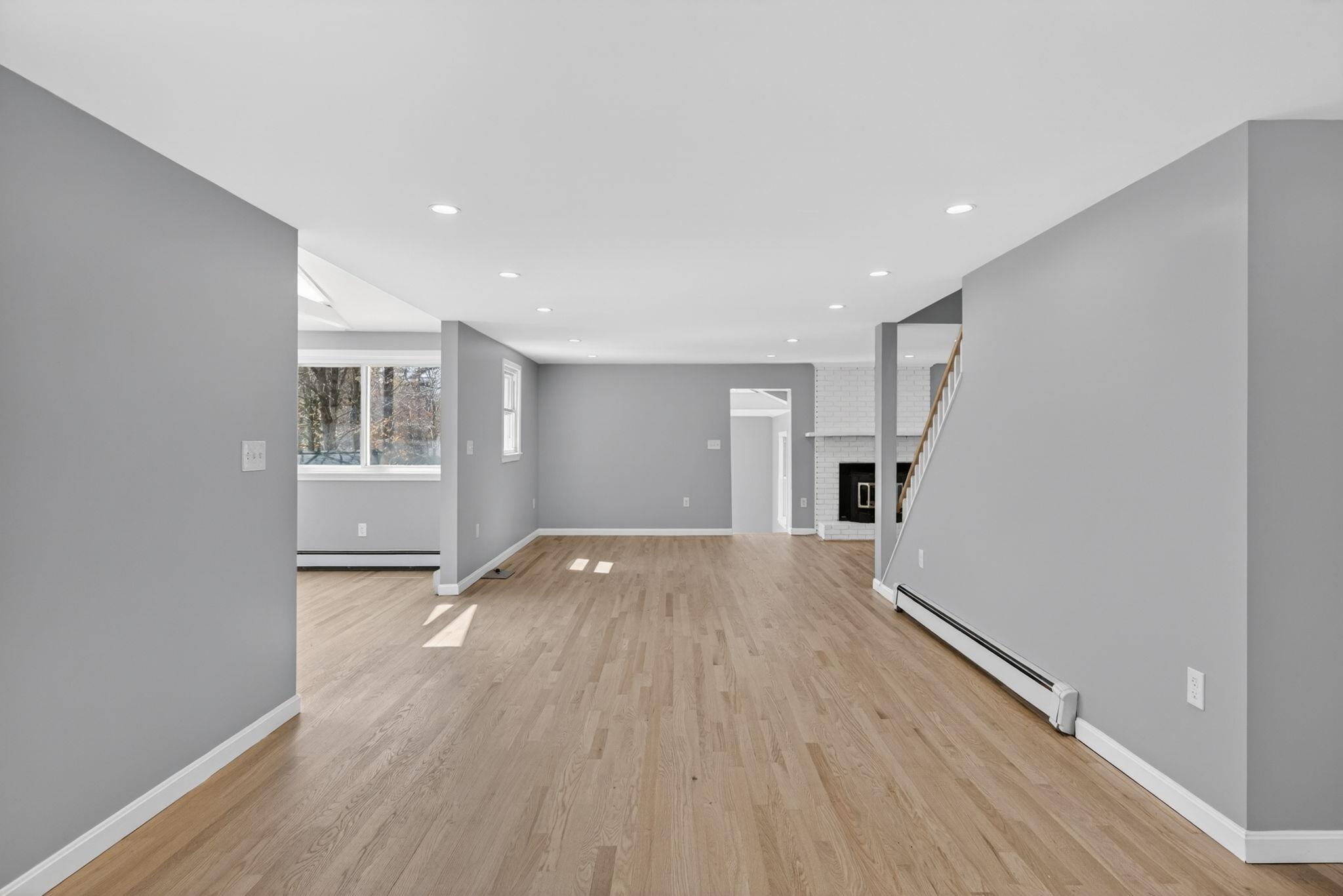 27 Gilcreast Road Londonderry, NH 03053 - Photo 10 of 31