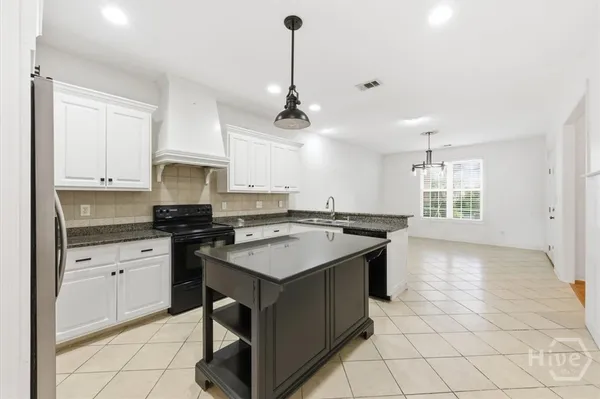 $4,000 | 401 Willeford Drive, Savannah, GA 31411