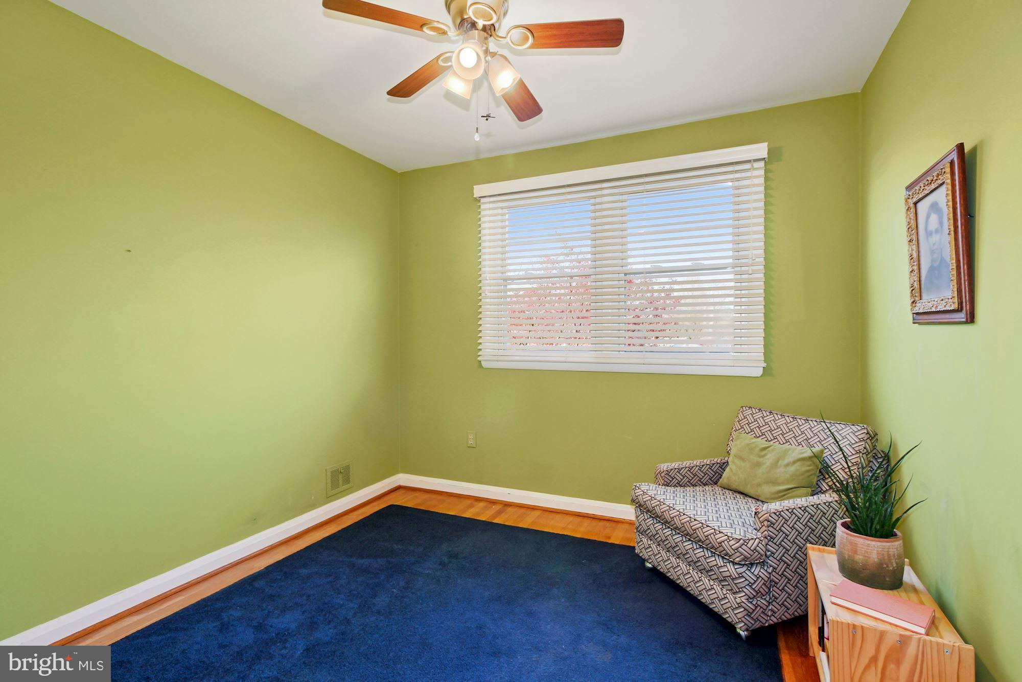 219 Rollingfield Road Catonsville, MD 21228 - Photo 14 of 29