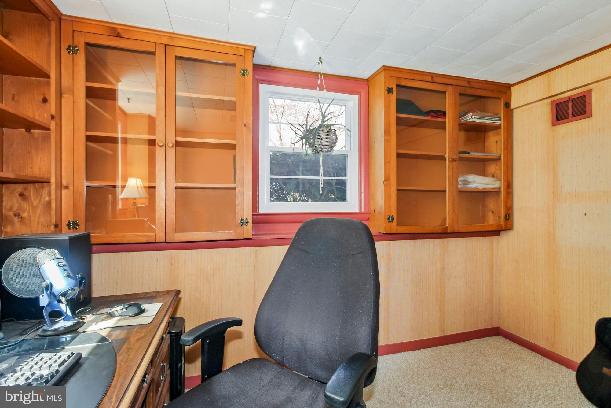219 Rollingfield Road Catonsville, MD 21228 - Photo 19 of 29