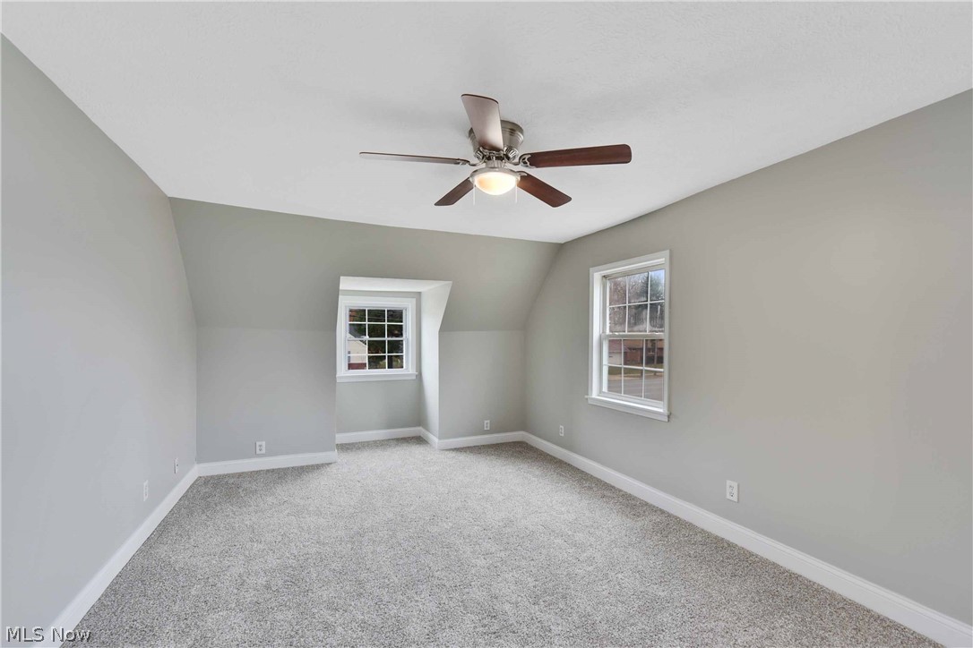 25912 Highland Road Cleveland, OH 44143 - Photo 15 of 35