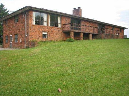 431 Keeble Road Maryville, TN 37804 - Photo 11 of 34 Facing Back of House