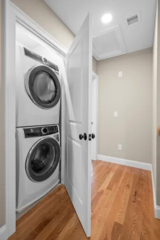 $739,900 | 9 Acton Road, Unit 6, Chelmsford, MA 01824