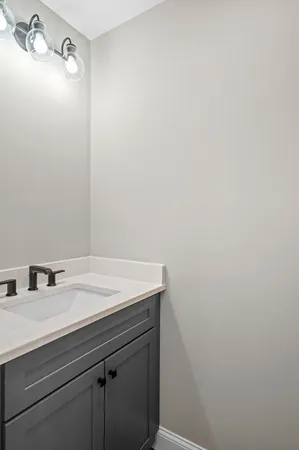 $739,900 | 9 Acton Road, Unit 6, Chelmsford, MA 01824