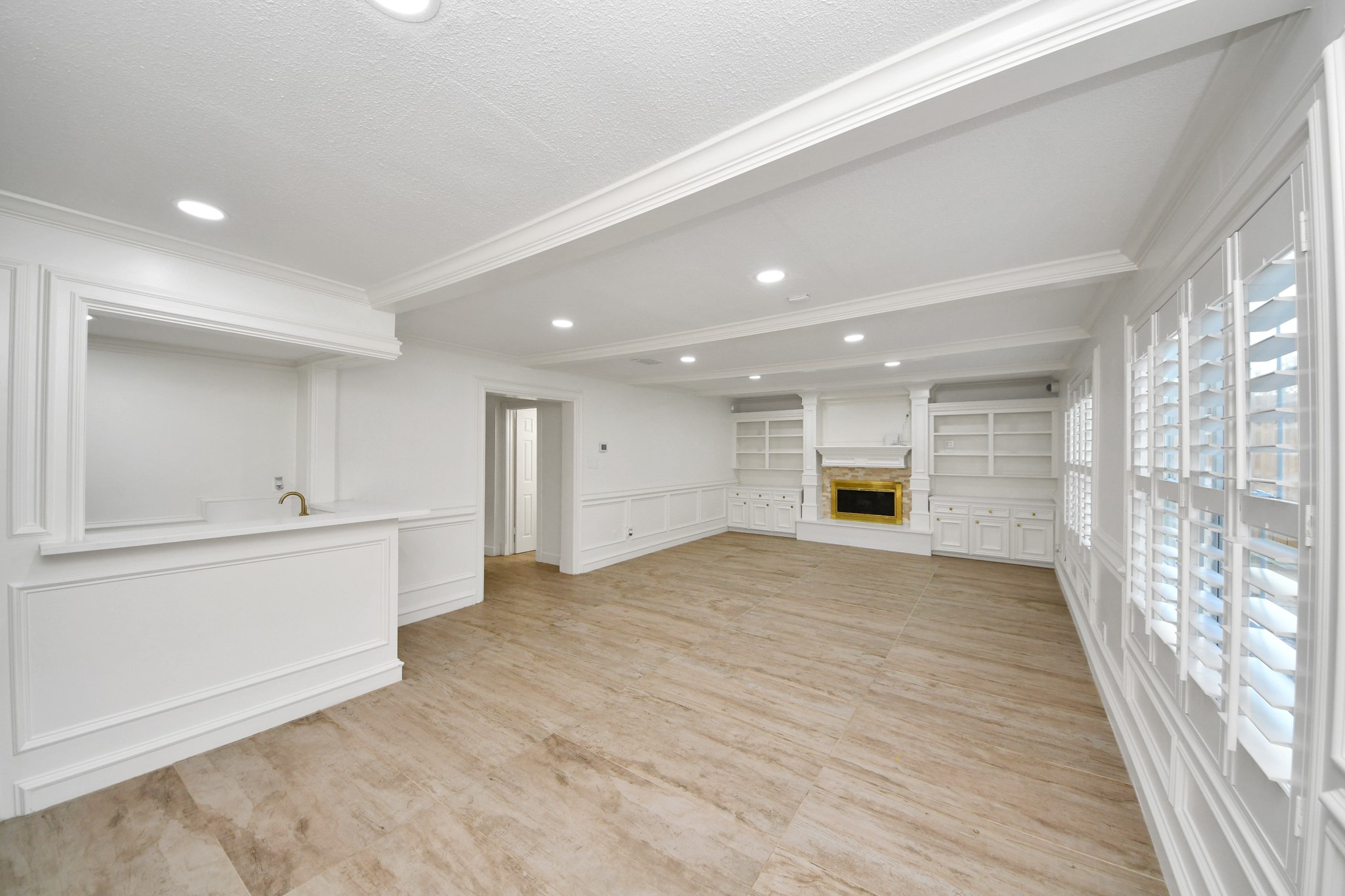 1719 Saddlecreek Drive Houston, TX 77090 - Photo 13 of 38