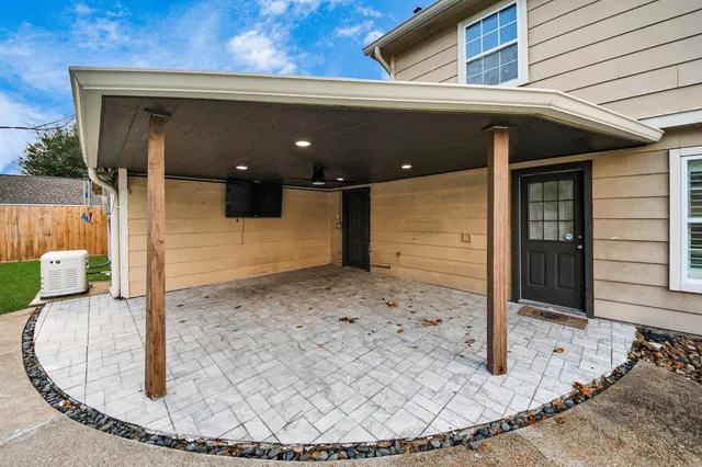 $3,100 | 1719 Saddlecreek Drive, Houston, TX 77090