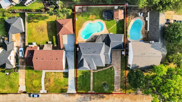 $3,100 | 1719 Saddlecreek Drive, Houston, TX 77090