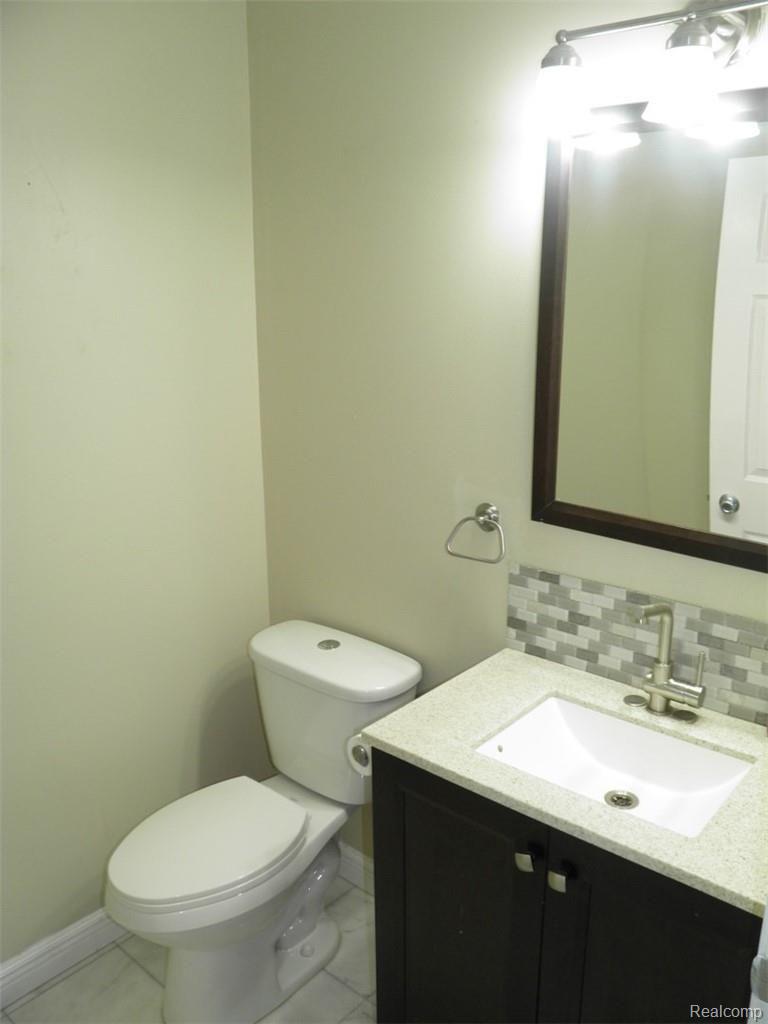 407 Springfield Drive Canton, MI 48188 - Photo 28 of 30 PIC 12.jpg