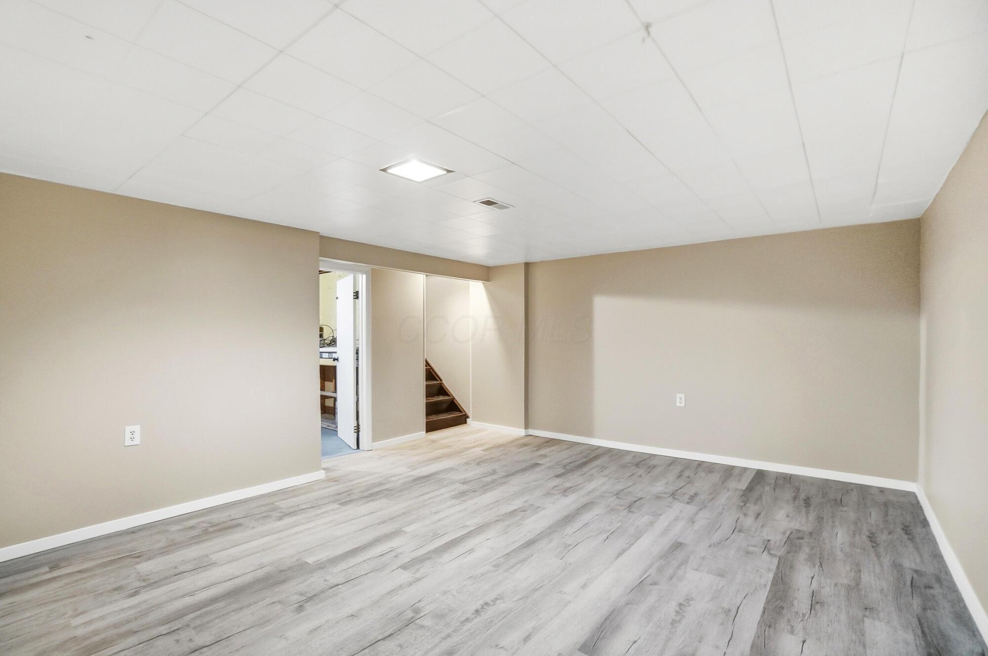 3814 Clime Road Columbus, OH 43228 - Photo 24 of 38 026