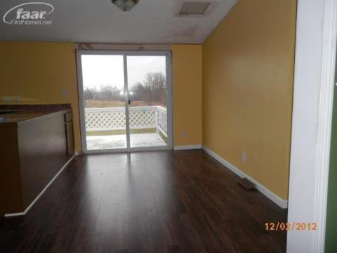 4258 Summers Road North Branch, MI 48461 - Photo 4 of 9 20174342-3.JPG