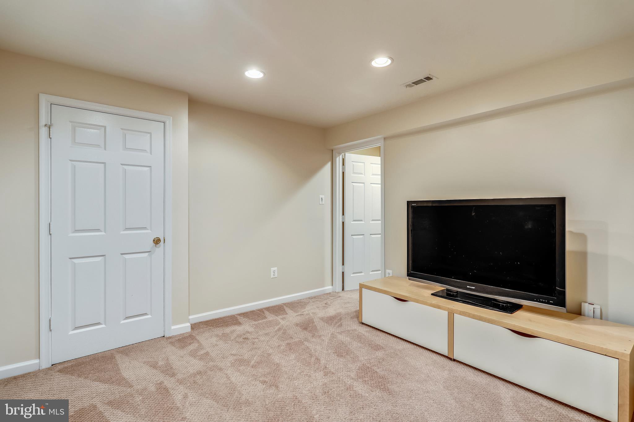 18431 Cornflower Road Boyds, MD 20841 - Photo 40 of 49