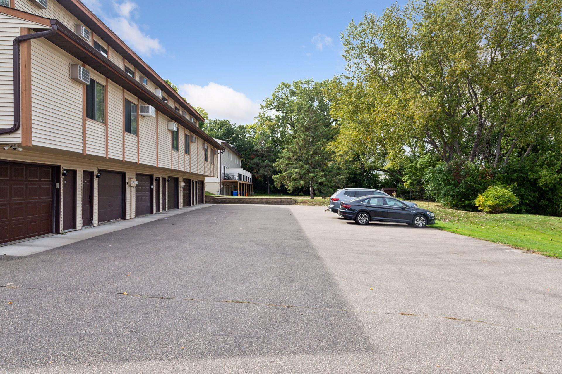 1627 Christie Place St. Paul, MN 55106 - Photo 29 of 33