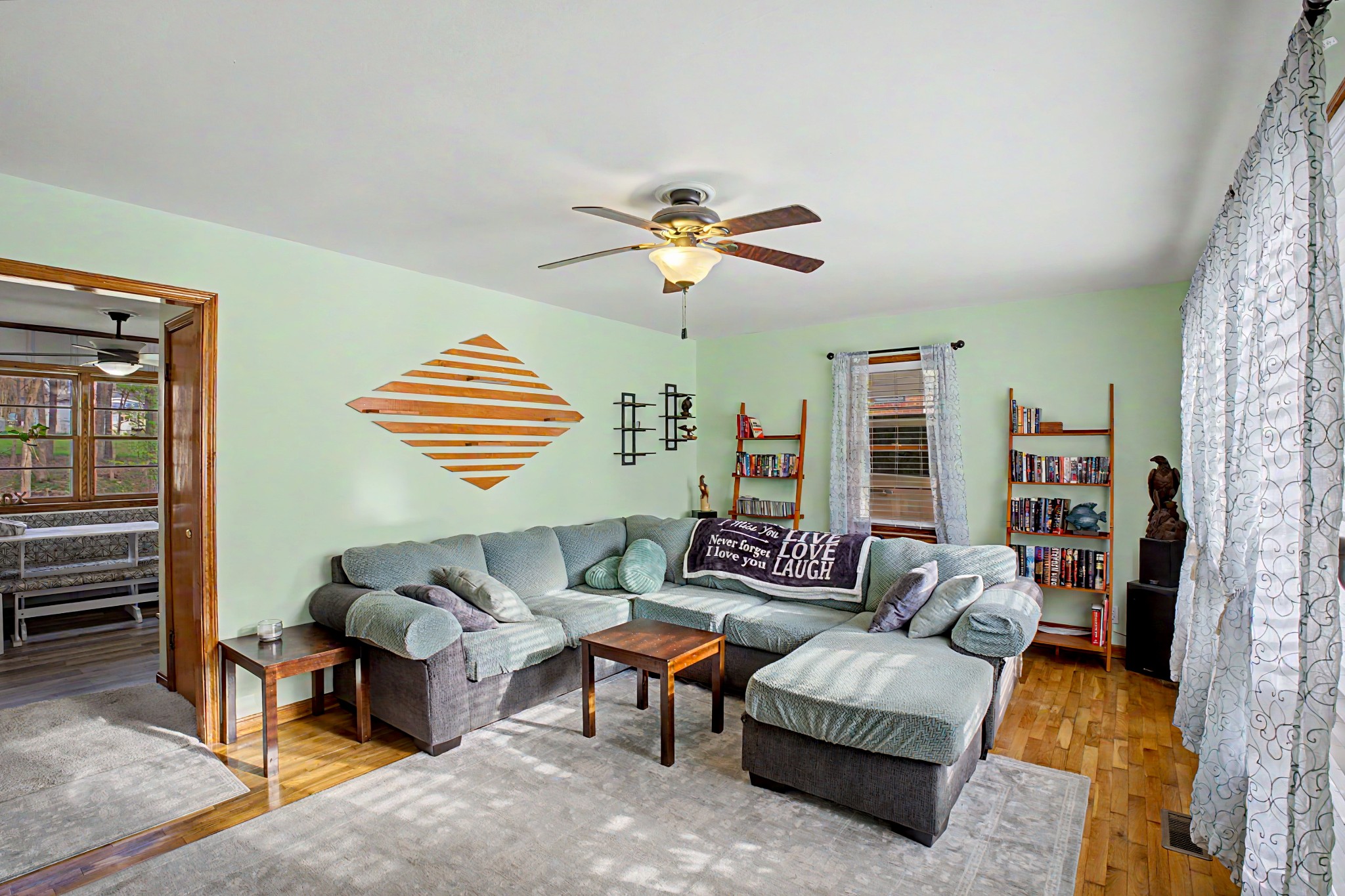 109 Carter Road Paris, TN 38242 - Photo 4 of 16