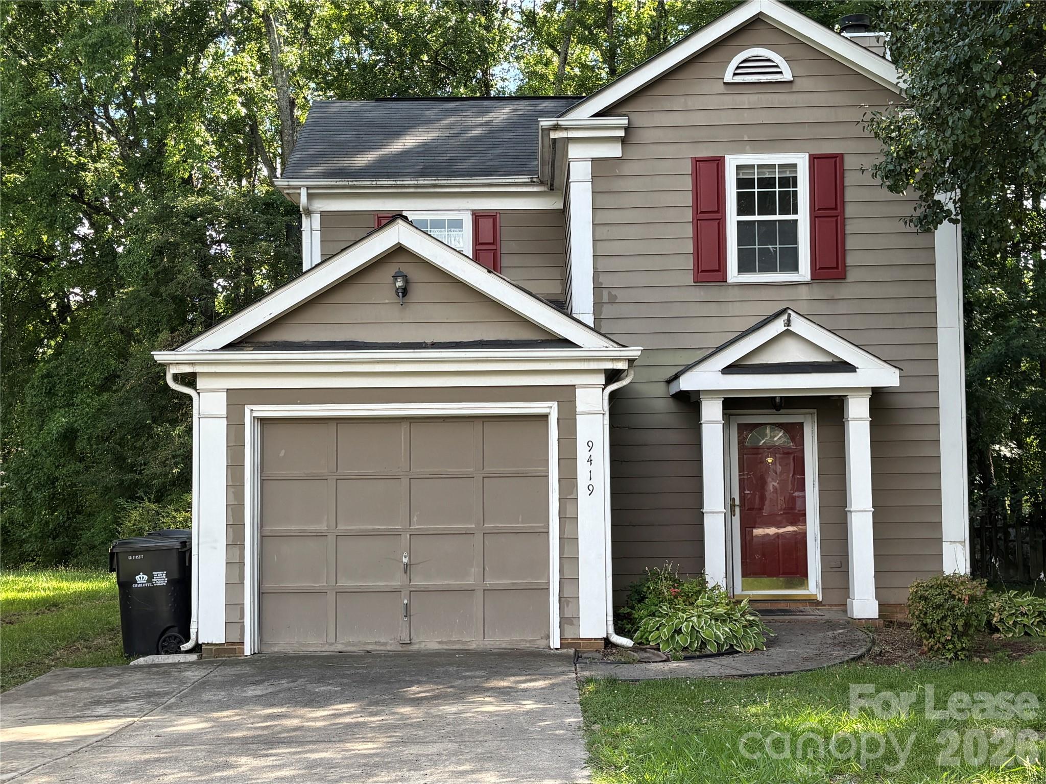 9419 Oren Thompson Road Charlotte, NC 28213 - Photo 3 of 32
