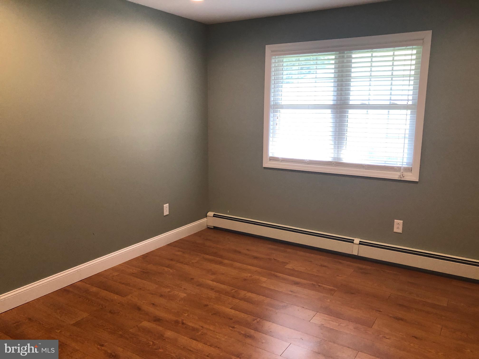 331 Johnson Road Sicklerville, NJ 08081 - Photo 14 of 32