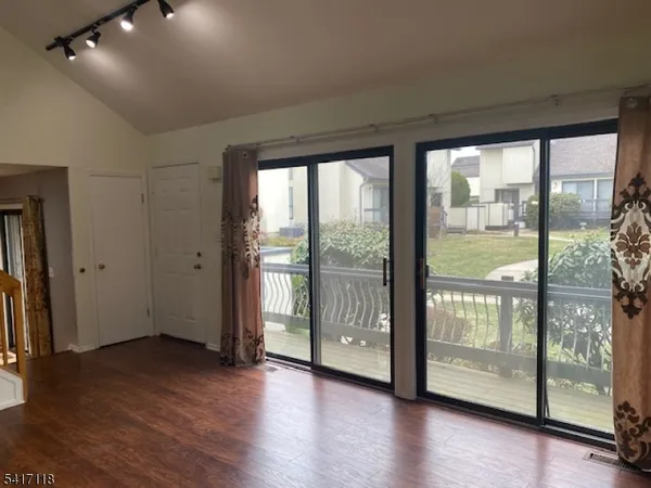 $3,450 | 260 Crabtree Court, Bernards, NJ 07920