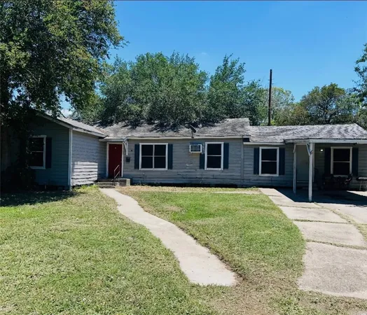 $79,000 | 1152 East 4th Street, Alice, TX 78332