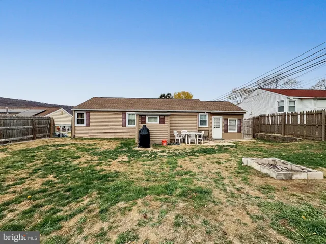 $229,900 | 60 Oliver Road, Enola, PA 17025