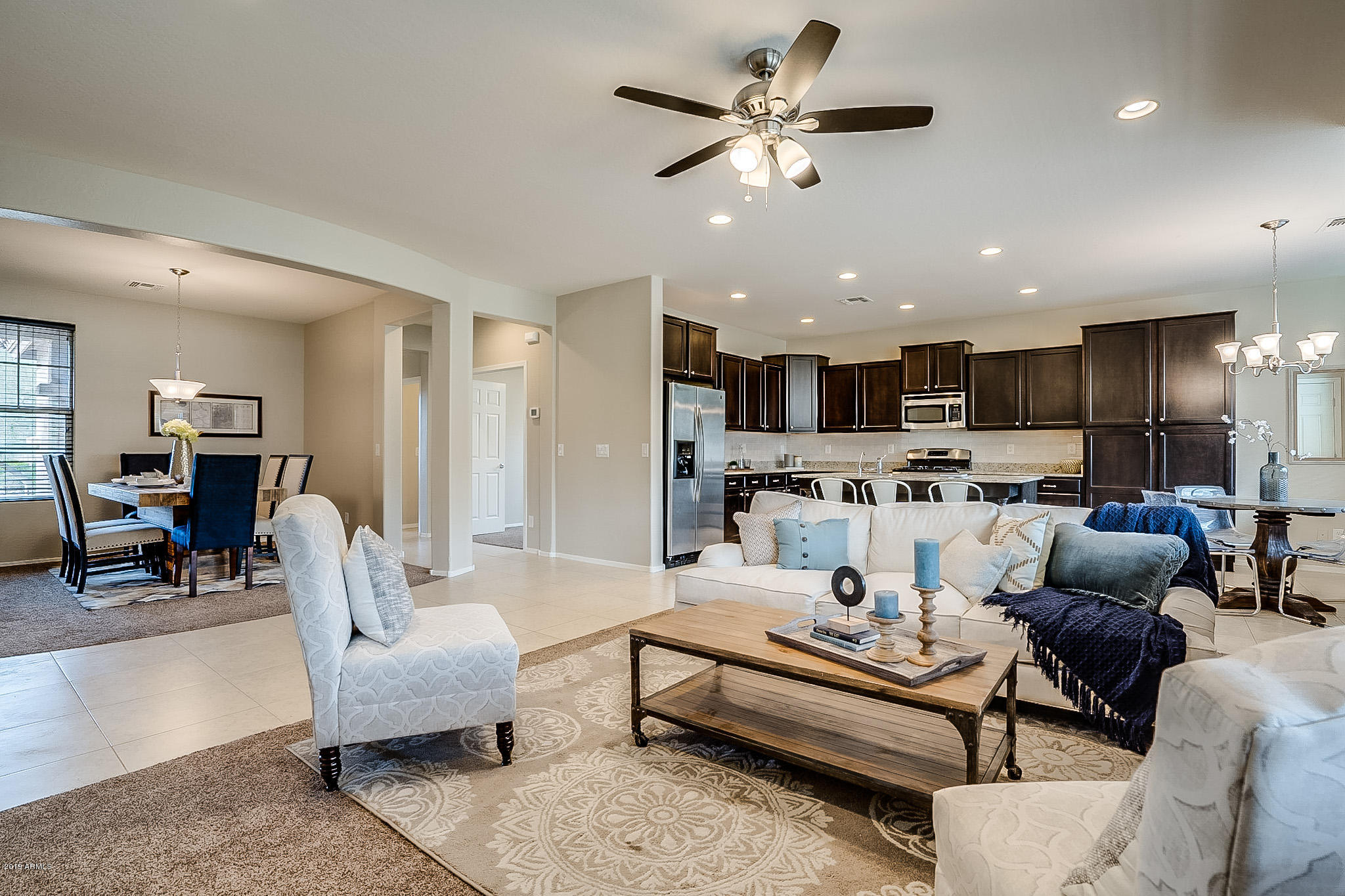 2513 West Hayduk Road Phoenix, AZ 85041 - Photo 8 of 37 Hayduck-10