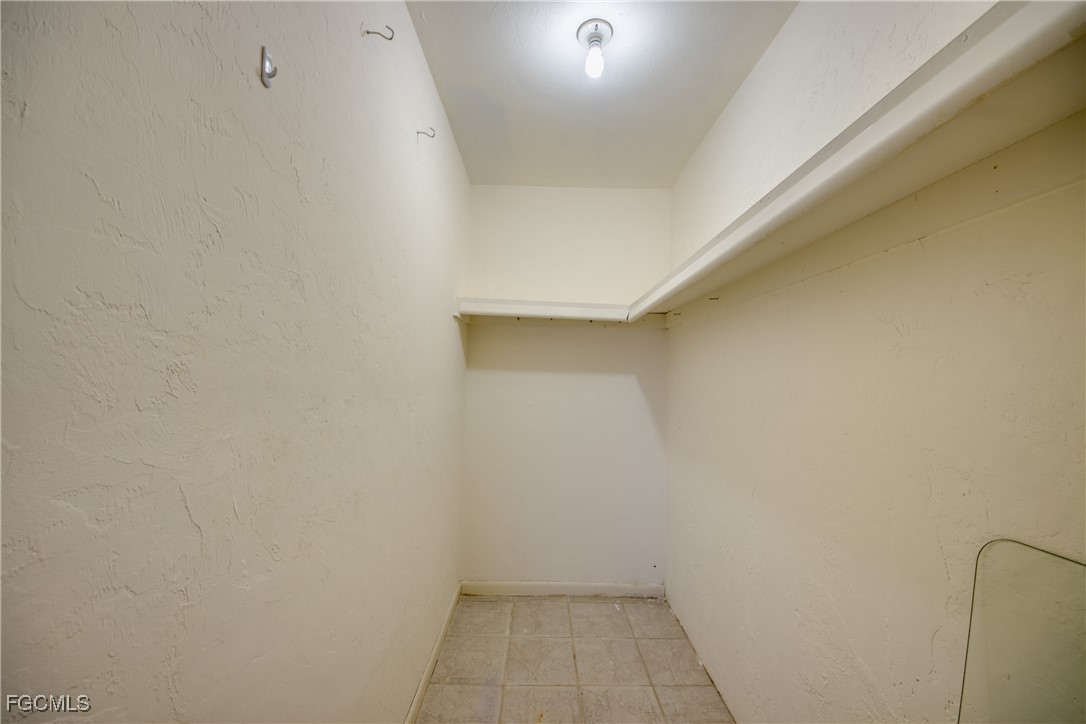 909 Southeast 46th Lane, Unit 202 Cape Coral, FL 33904 - Photo 21 of 38 a view of room