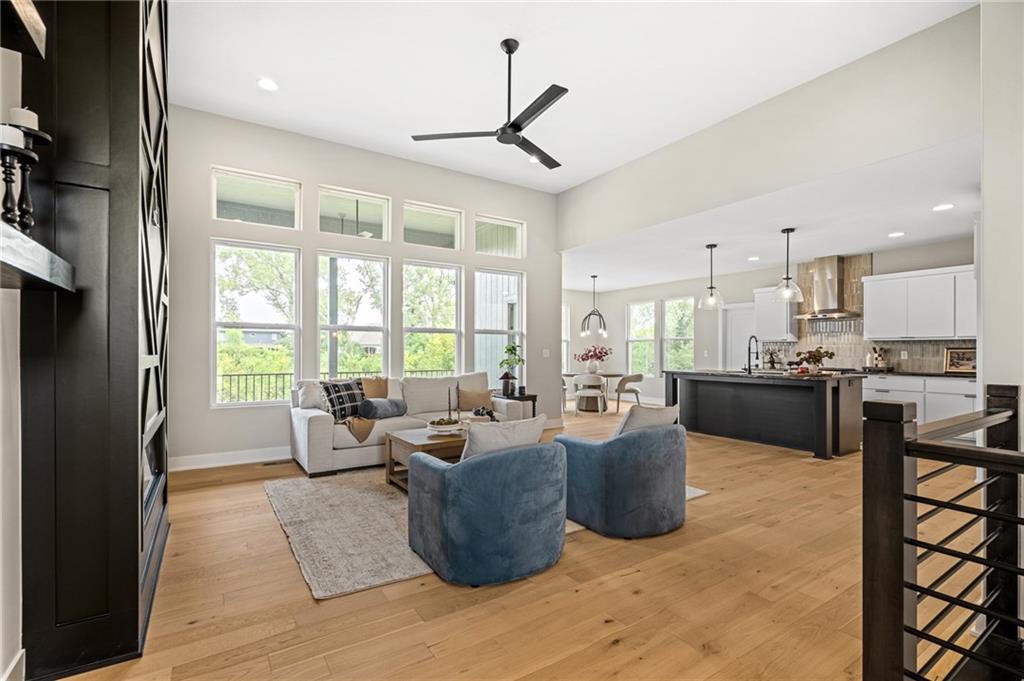 8973 Shady Bend Road Lenexa, KS 66227 - Photo 6 of 49 Gallery Image 6