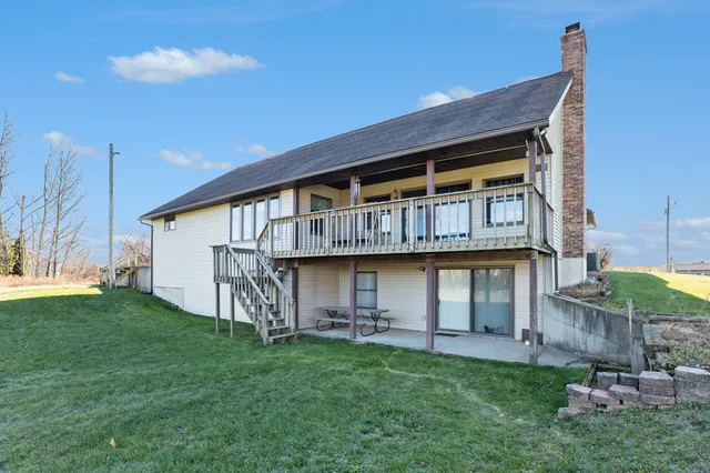 $600,000 | 4353 9 Mile Road Northwest, Sparta, MI 49345