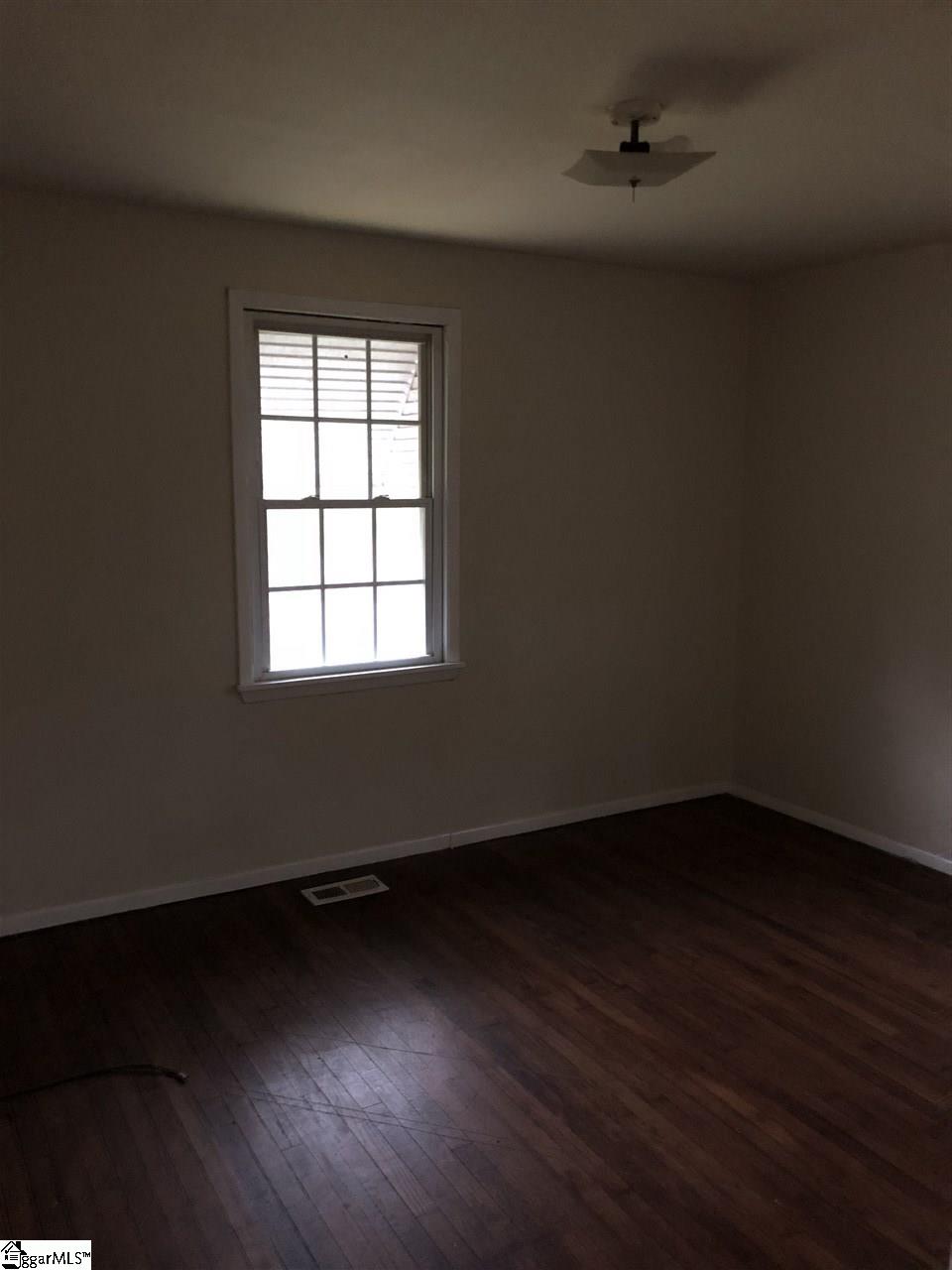 301 Ammons Road Spartanburg, SC 29306 - Photo 8 of 9 Gallery Image 8