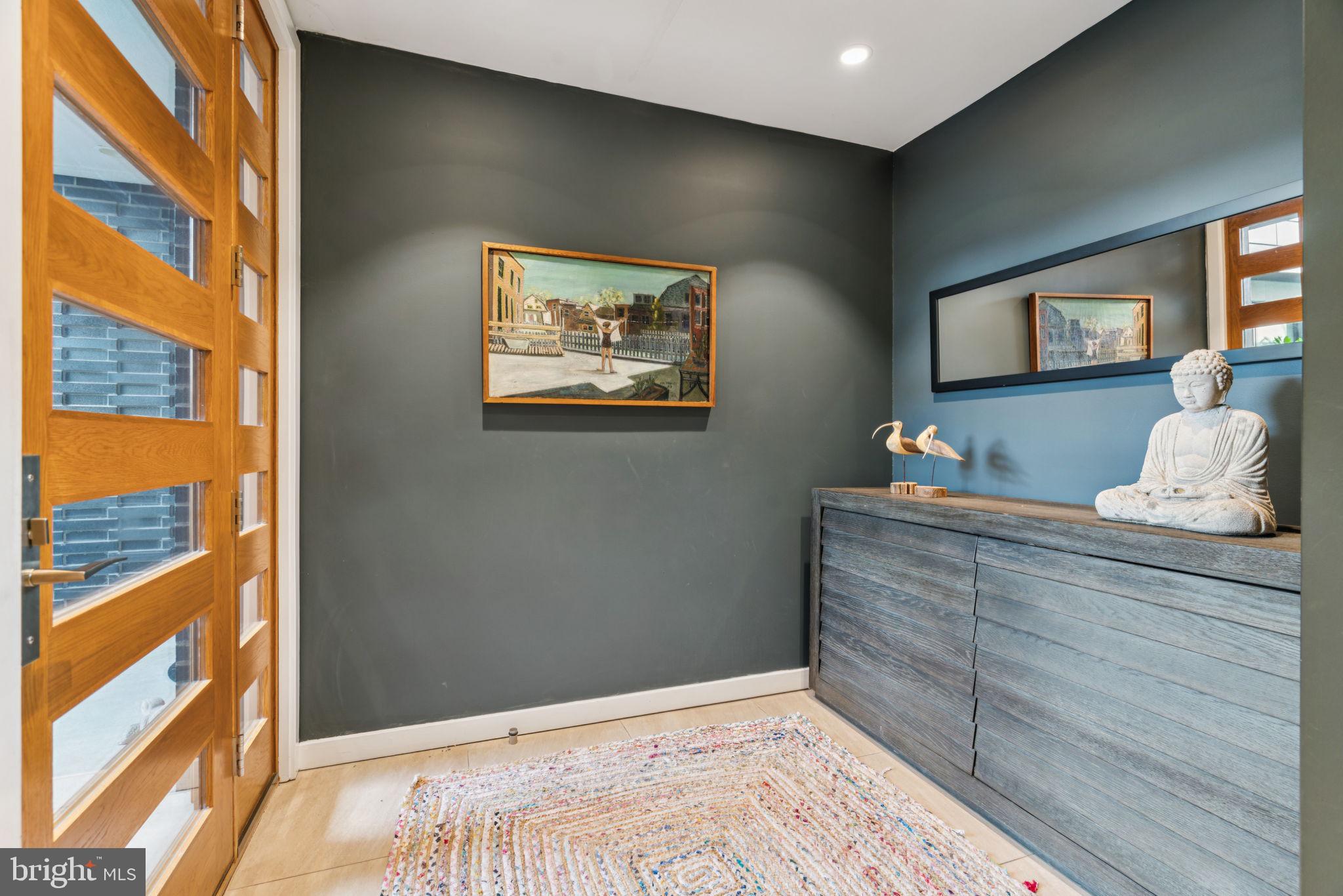 206 North 22nd Street, Unit E Philadelphia, PA 19103 - Photo 3 of 50 a room with a bed and a window